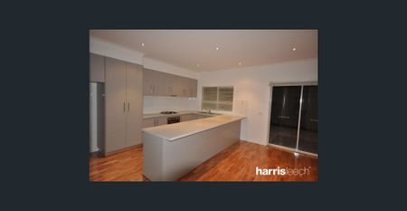 Two Level Townhouse - Photo 4