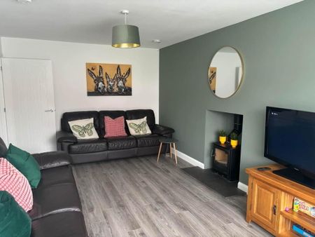 2 Donegall Grove, Whitehead, BT38 9AA - Photo 2