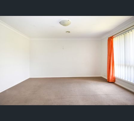 5 Buckland Drive, Orange, NSW 2800 - Photo 1