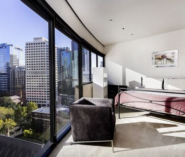 LIVE IN 'THE ROCKS' | Furnished - Photo 2