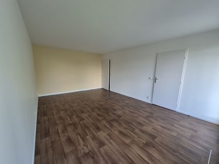 Location Appartement 3 pièces 62m² LILLE 59800 - Photo 4
