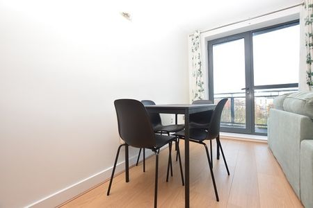 West One Panorama, 18 Fitzwilliam Street, Sheffield, S1 4JQ - Photo 3