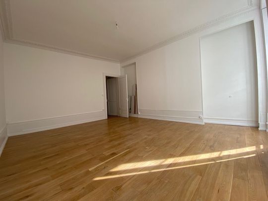 Location Appartement 4 pièces 86m² BESANCON 25000 - Photo 1