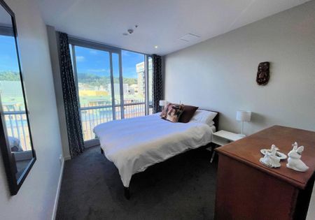 One Bedroom City Centre Living - Photo 3