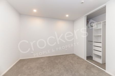 2 Bedrooms + Secure car park at the Heart of Albany - Photo 4
