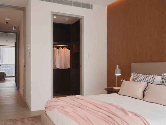 'The Grande' Inner City Mansion - Photo 1