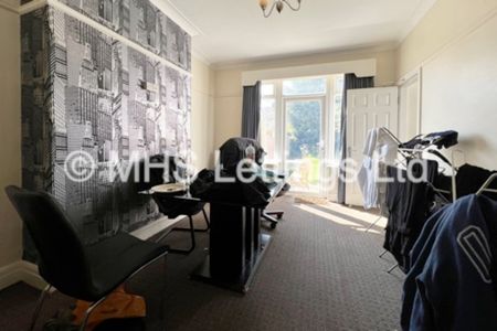 6 Bedroom Semi-Detached House for rent in Otley Road - Photo 2