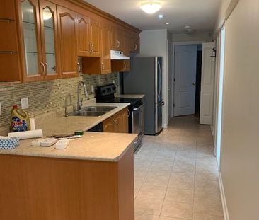 For Lease - 248 Breton Avenue Unit# Lower, Mississauga, Ontario - Photo 1