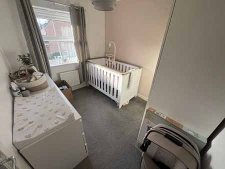 3 bedroom terraced house to rent - Photo 5