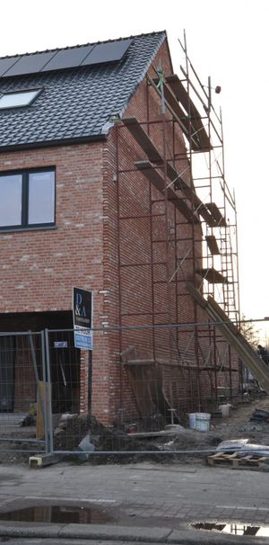 Nieuwbouwwoning te huur – energiezuinig en vlot bereikbaar - Photo 1