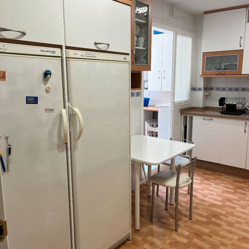 Piso de alquiler en Calle Pacífico, 38, Paseo Marítimo Oeste - Pacífico - Photo 1