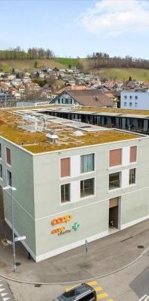 Ideal for commuters - Photo 1