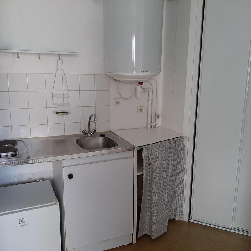 Location Appartement 1 pièce 17m² GRADIGNAN 33170 - Photo 1