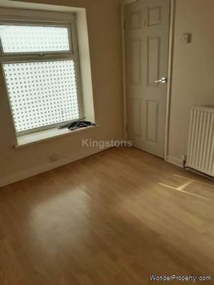 2 bedroom property to rent in Treharris - Photo 1