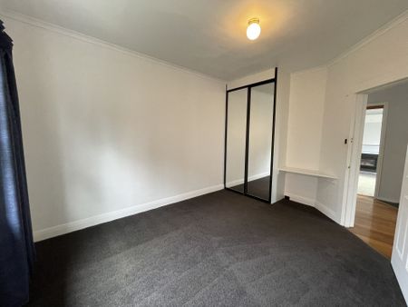 Enjoy, Living Here! - Photo 3