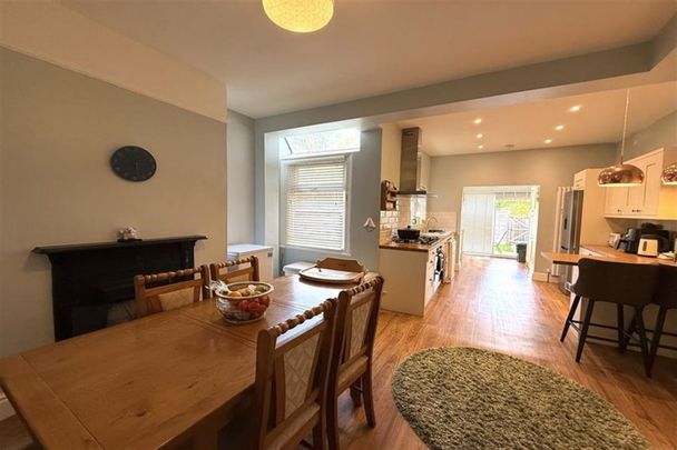 3 Bedroom End Terrace Available Arranging tenancy - Photo 1