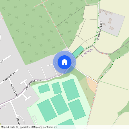 2 bedroom Semi Detached Bungalow in Warlingham