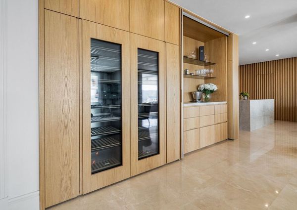 Luxury Villa for rent in Marbella Del Este, Andalusia