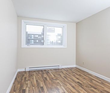 Complexe Du Parc II - 3.5 - 110 Rue St-Francois Nord, Sherbrooke - Photo 3