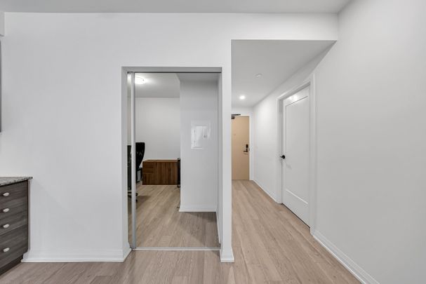 For Lease - 1415 Dundas Street Unit# 413, Oakville, Ontario - Photo 1