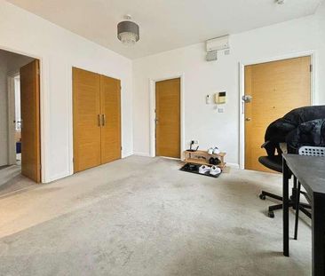 Avebury House Bentham Close, Westlea, Swindon, SN5 - Photo 6