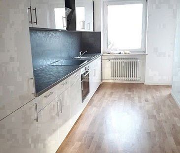 Einziehen und Wohlfühlen! Renovierte, einladende 3-Zimmer Wohnung mit zwei Balkonen - Foto 6