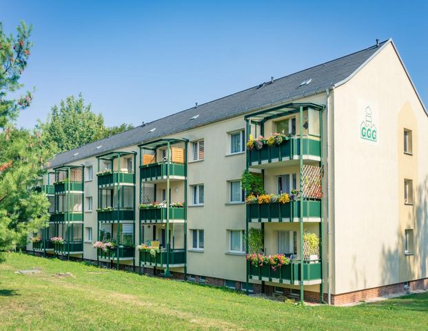 In ruhiger Seitenstraße gelegene 3-Raum-Wohnung mit Balkon - Photo 1