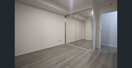 CENTRALLY LOCATED. - Photo 5