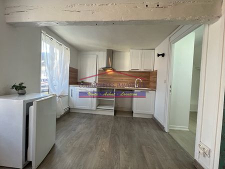 Location Appartement 2 pièces 29m² COULOMMIERS 77120 - Photo 2