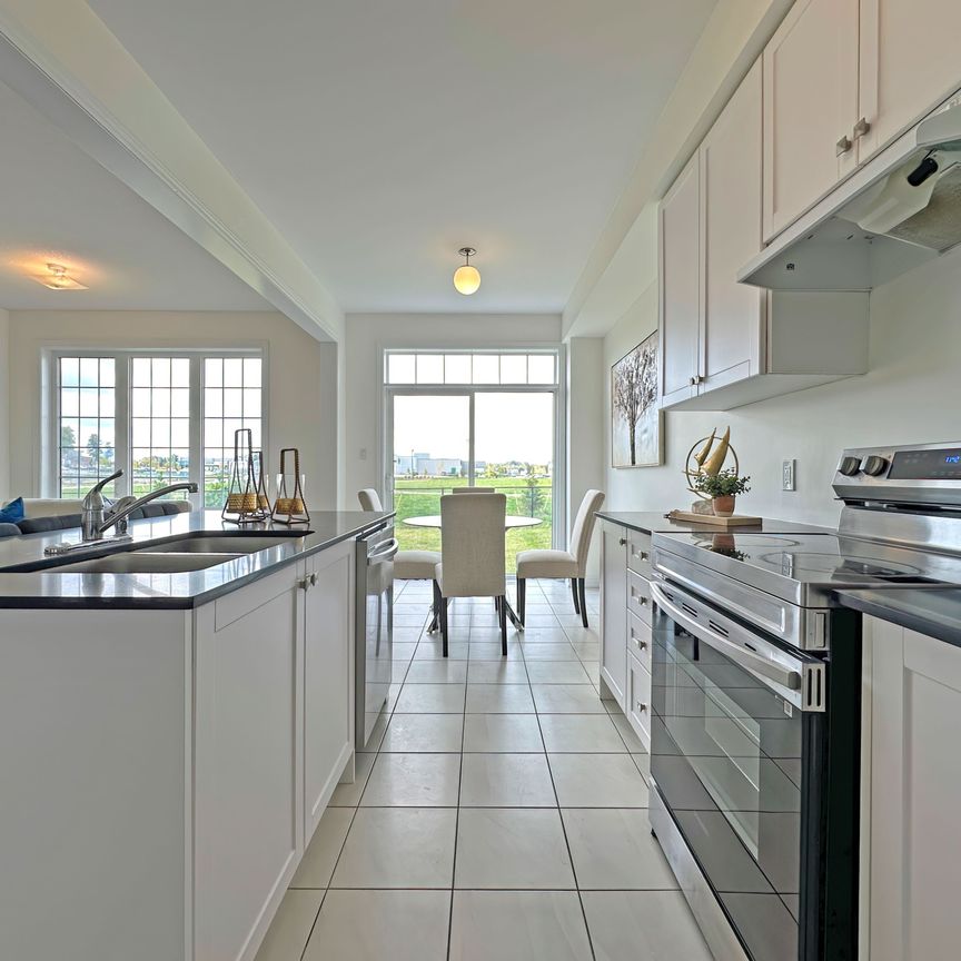 For Lease - 548 Red Elm Drive, Shelburne, Ontario - Photo 1