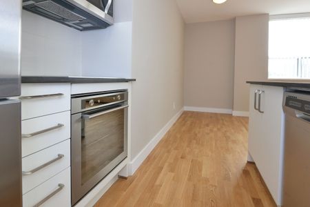 190 Jameson Avenue - Photo 3