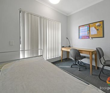 1309/104-108 Margaret Street, Brisbane City - Photo 2