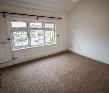 Lower Poole Road, Dursley, GL11 - Photo 4