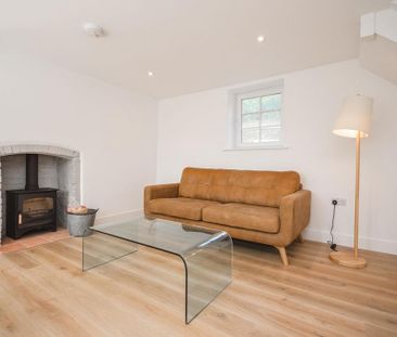 2 bedroom terraced house to rent - Photo 3