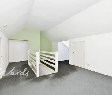 4 bedroom semi-detached house to rent - Photo 1