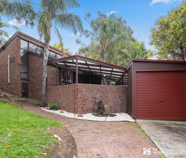 Lovely light filled split level home - Photo 1