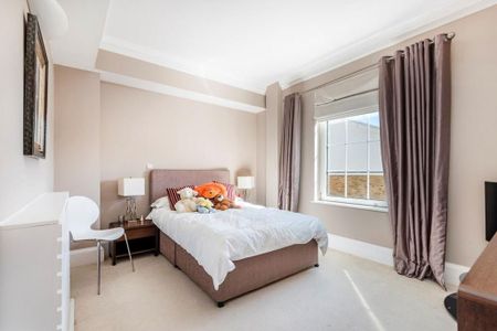 3 bedroom flat to rent - Photo 3