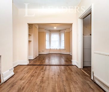 3 bedroom house to rent Stanley Road, Worthing, BN11 - Photo 1