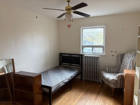 For Lease - 49 Batavia Avenue, Toronto, Ontario - Photo 3