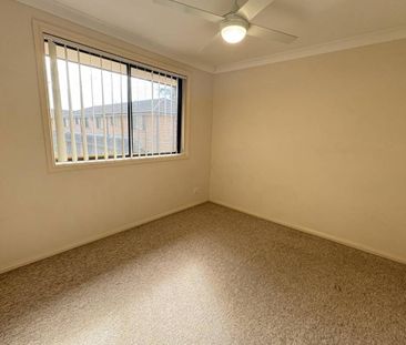 PRIVATE 4 BEDROOM HOME!! - Photo 3