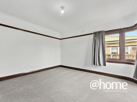 Charming Art Deco - Photo 3