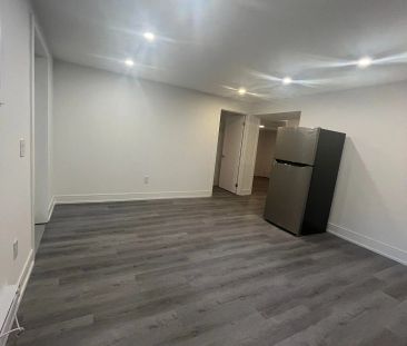 Detached Home For Lease | E9233423 - Photo 1