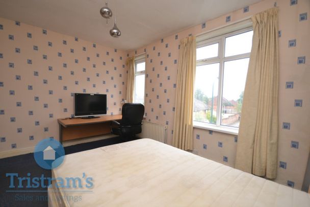 4 bed Detached House for Rent - Photo 1