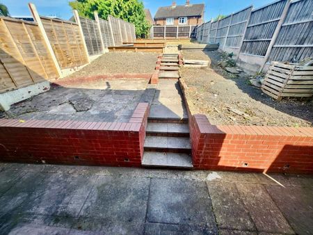 Bryce Road, Brierley Hill, West Midlands, DY5 4ND - Photo 5