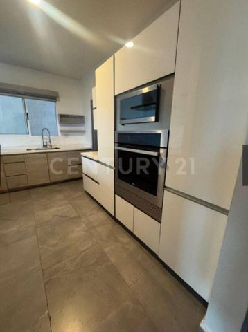 Casa Residencial en Renta en Cumbres Elite Premier - Photo 3