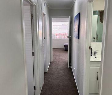 2BR FULLY FURNISHED W/PARKING - Photo 4