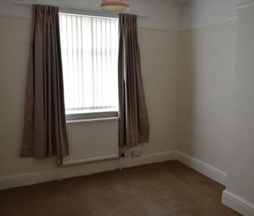 3 bedroom detached house to rent - Photo 3