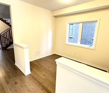 For Lease - 3059 Turtlecreek Place, Pickering, Ontario - Photo 2