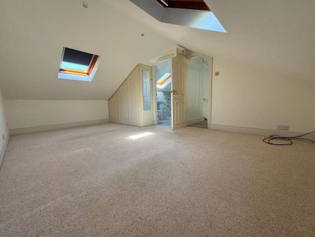 3 bedroom terraced house to rent - Photo 4