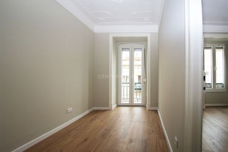 Apartamento T4 em Lisboa - Photo 4